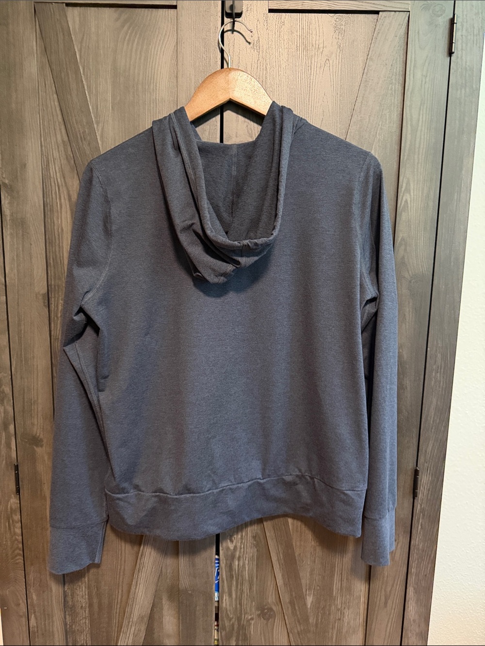 Vuori Halo Hoodie 2.0 - Picture 4 of 6